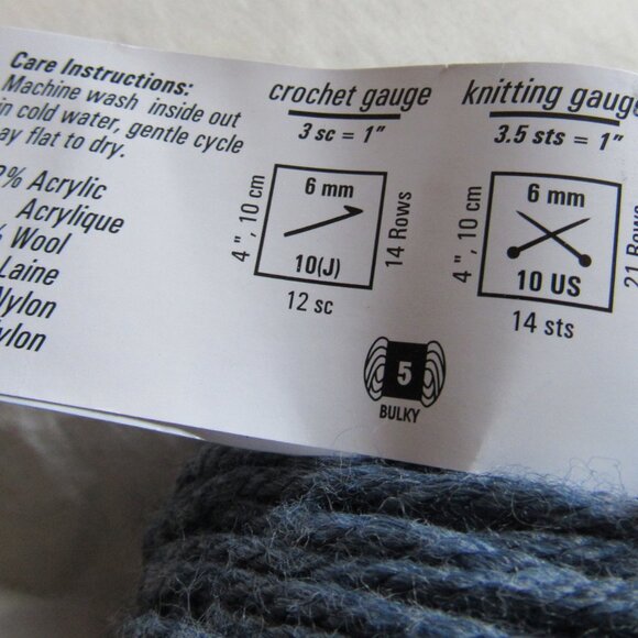 lot of 3 balls Berroco Vintage Chunky Yarn,100g each,40% wool,52% acrylic. - Picture 7 of 8